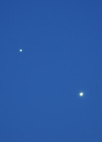 Jupiter & Venus150628.JPG